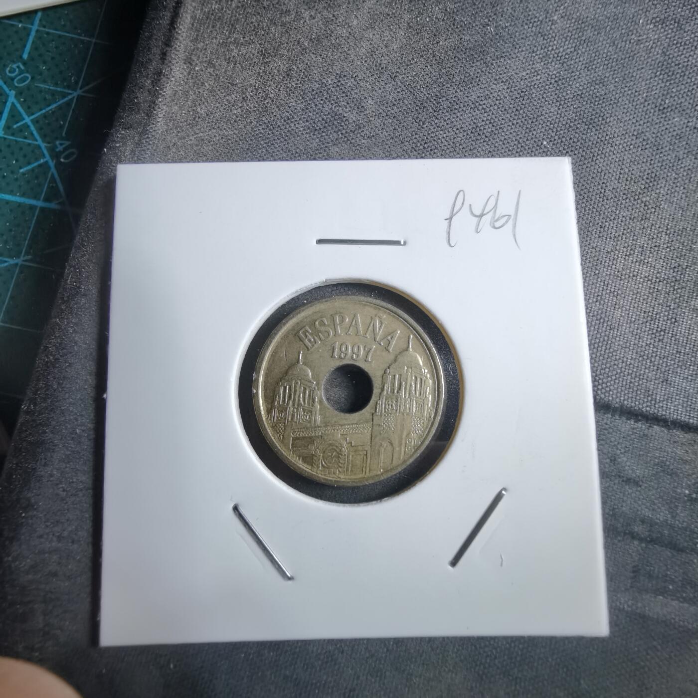 沼泽如烟--第894场 西班牙1997年25比塞塔