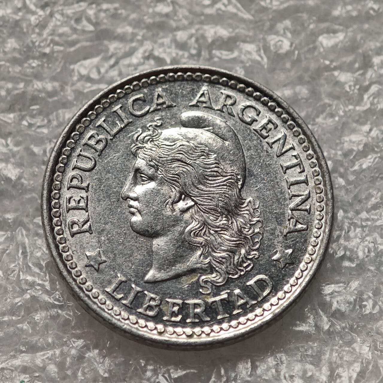 【淘币小摊】限时拍第七百九十五拍  葡属印度爪哇波兰阿根廷专场  满百包邮可预留两周  周一统一发货  阿根廷1975年5分铝币货币贬值百倍 km65