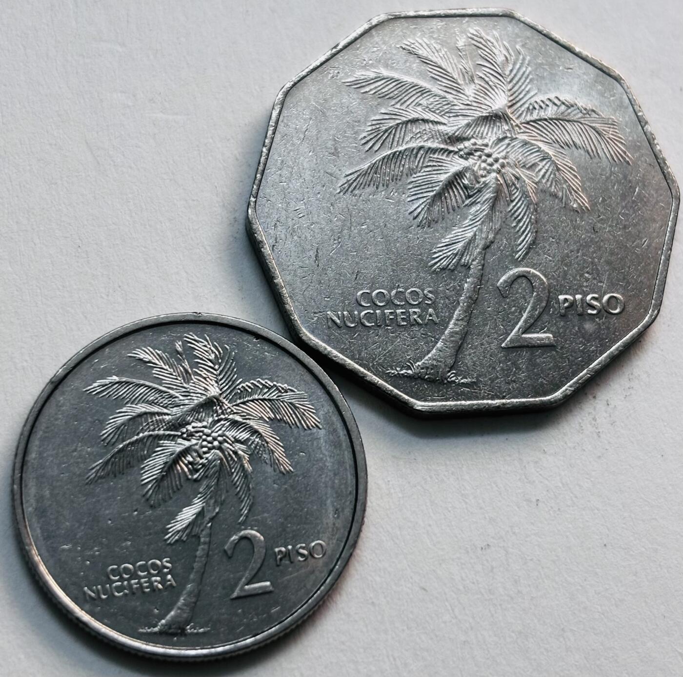 文馨钱币收藏第 279 场，银币，纪念铜章场 长期接收代拍品 美品菲律宾 2 比索 大小版