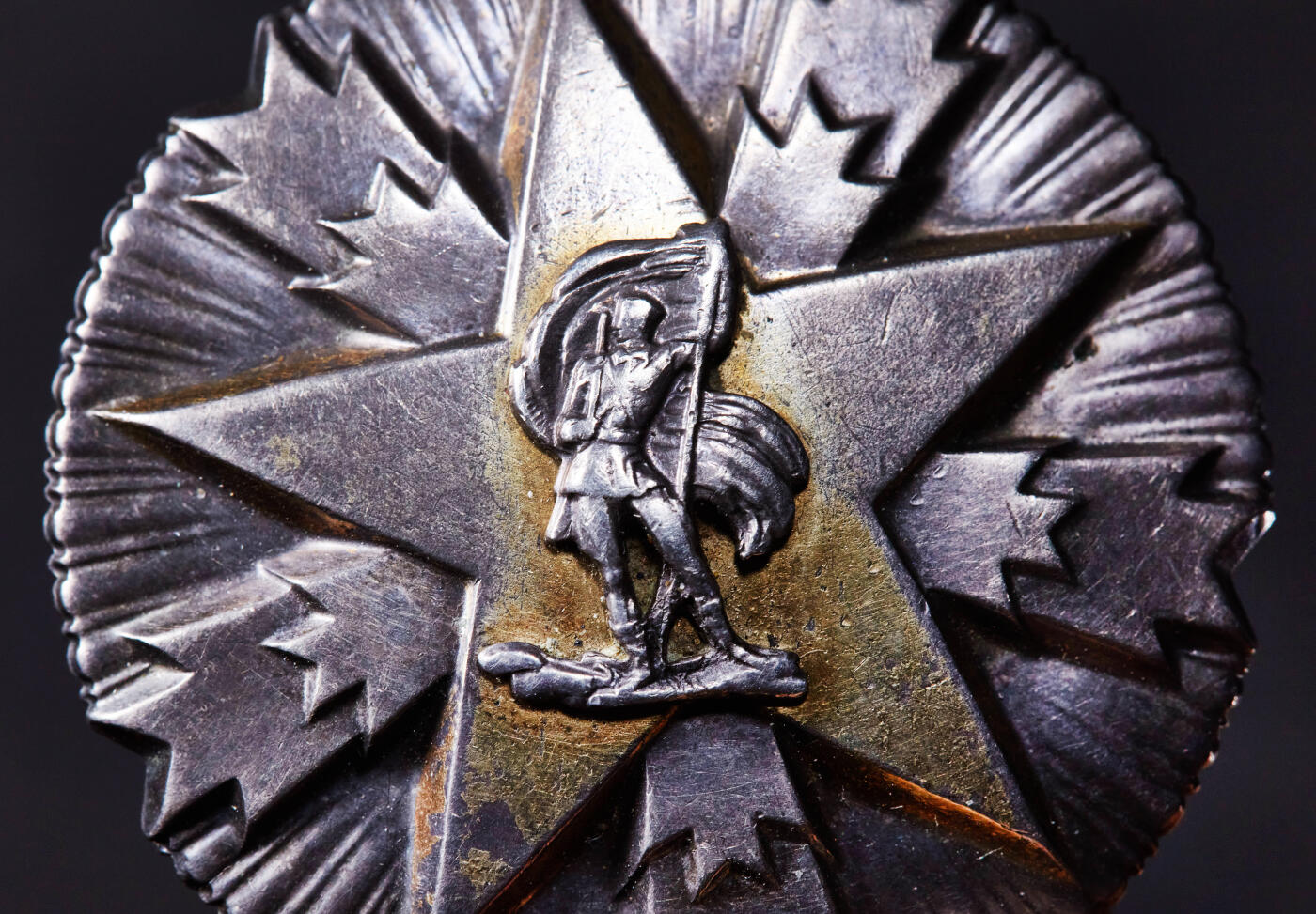 【俄甄集藏】2025年(044)11-12星期三晚 19:30 全场包邮