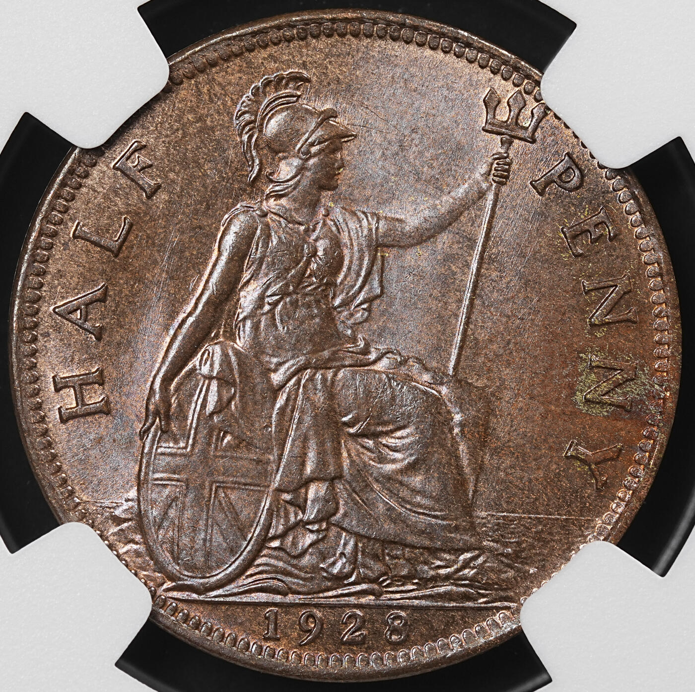 修遠堂世界钱币第九十二期 NGC MS64BN 1928年英国1/2便士