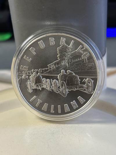 第181期拍卖 - 意大利2022年一级方程赛车蒙扎赛道5欧精制纪念银币盒证齐 ，925银，18克，发行8000枚