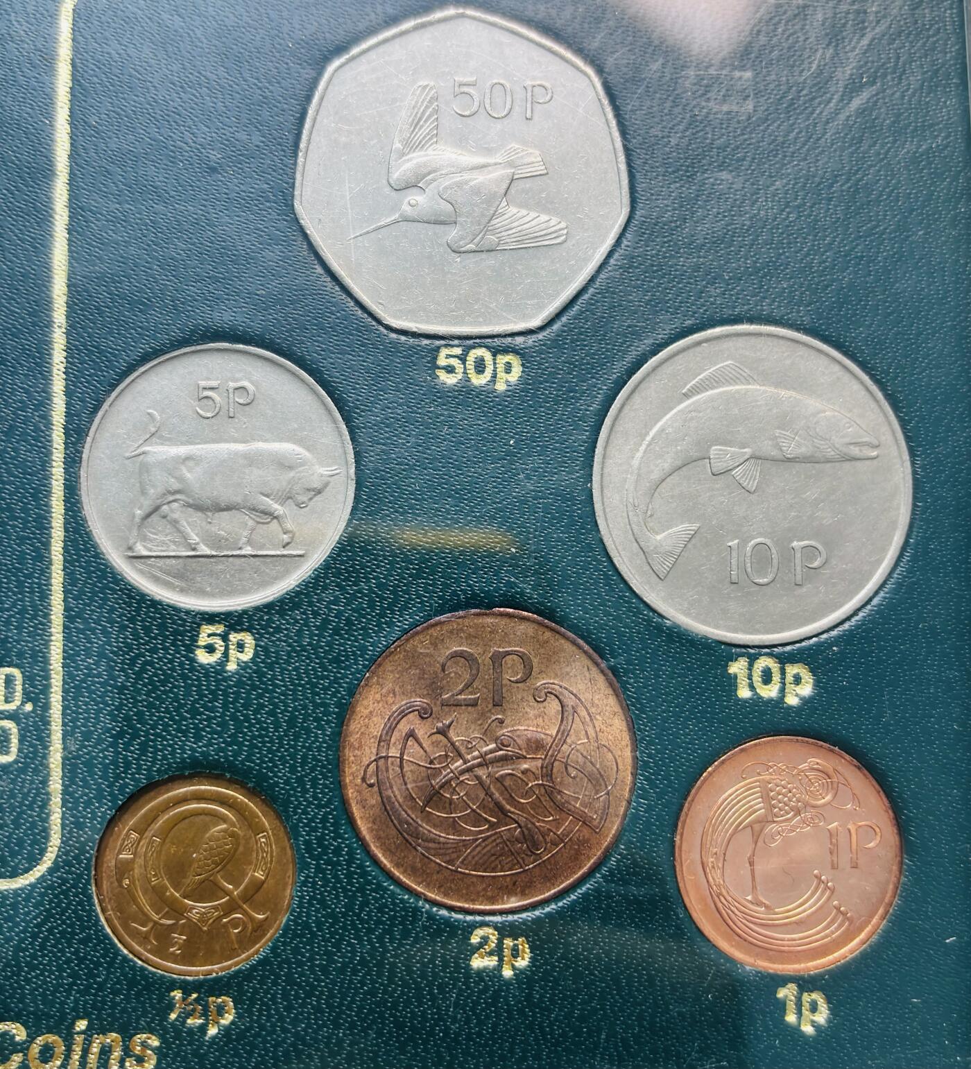 文馨钱币收藏第 279 场，银币，纪念铜章场 长期接收代拍品 带盒子爱尔兰一套