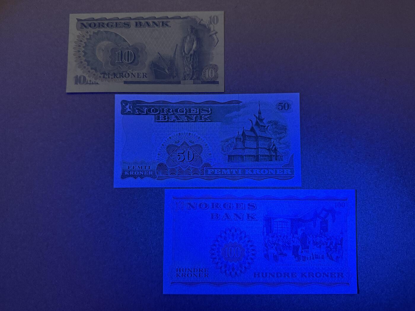 《艾美收藏》第219期-11.9周日外币畅拍场 挪威10、50、100克朗3张 UNC 原票绝品