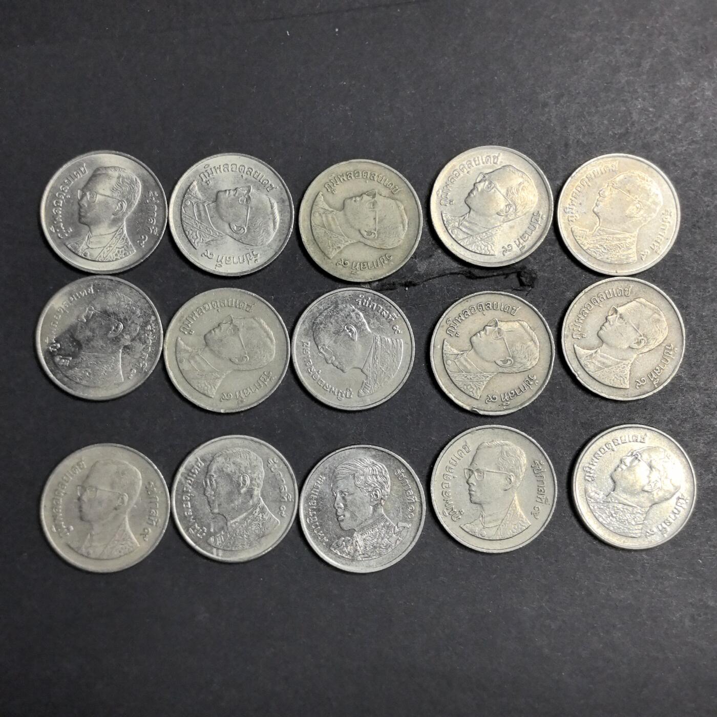 各国硬币第6期 无佣金 泰国1泰铢15个