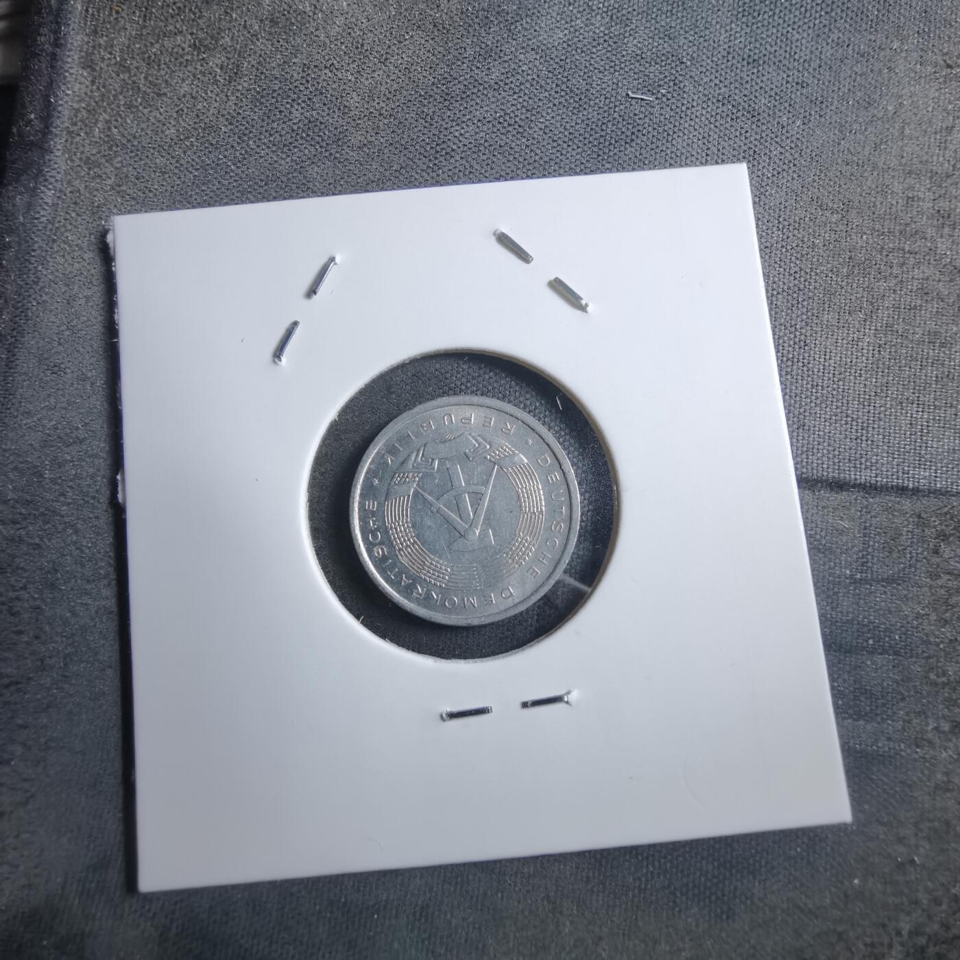 沼泽如烟--第894场 东德1980年1芬尼