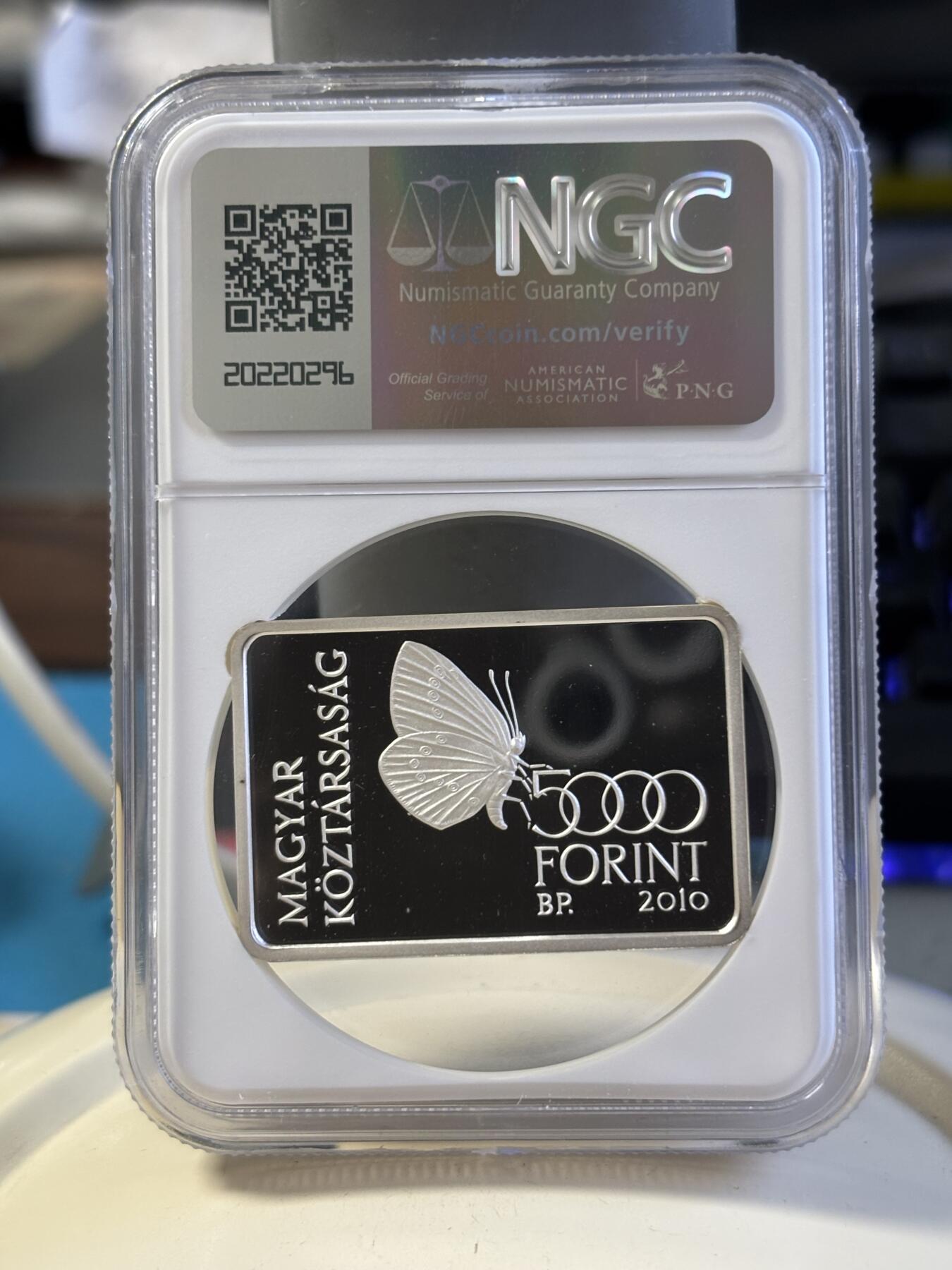 第181期拍卖   获奖匈牙利2010年世界文化遗产奥赛格国家公园银币 NGC PF69，925银，31.46克，发行5000枚，获得克劳斯2012年度人民选择大奖