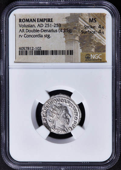 【俄甄集藏】2025年(044)11-12星期三晚 19:30 全场包邮 - 古罗马帝国公元251-252年沃鲁西安努斯公帝时期双第纳尔谐女神银币，NGC MS(Str 4/5, Sur 4/5)，,罗马造币厂打制，正面沃鲁西安努斯芒冠胸像，币文为“最高统帅，凯撒·沃鲁西安努斯·奥古斯都“；背面和谐女神手持祭盘和丰饶角，币文为“奥古斯都们的和谐”，少见MS美品