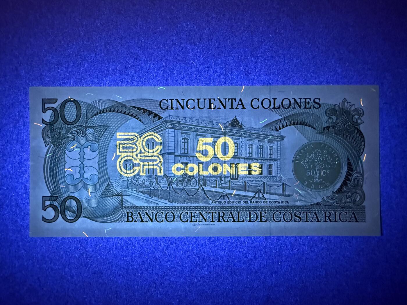 《艾美收藏》第219期-11.9周日外币畅拍场 哥斯达黎加50科朗 UNC 1988年