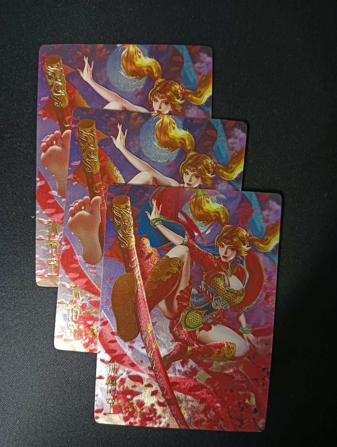 花开卡拍第46期（11月9号周日截拍，品控勿拍!!!拍品不寄存，运费5元，自制卡难免瑕疵，可能存在轻微撞角爆边等出厂瑕疵，品控介意勿拍！） 卡颜月色 孙悟空 1套3张，第3张艺术卡 粗闪