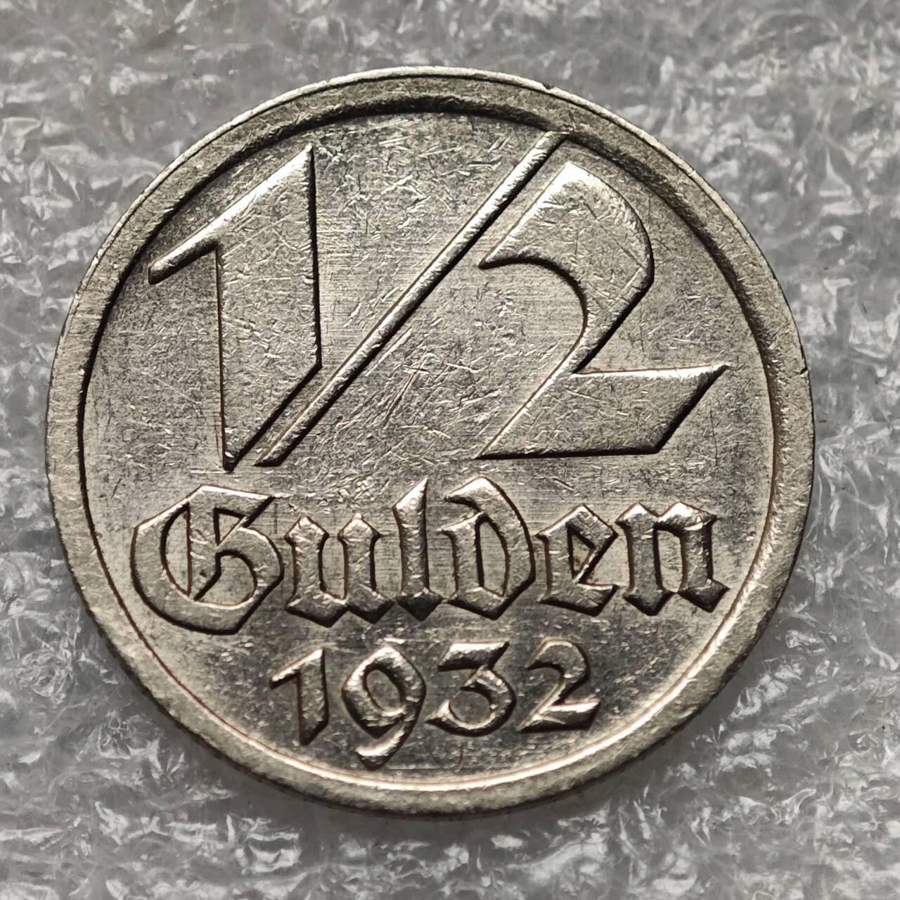 【淘币小摊】限时拍第七百九十五拍  葡属印度爪哇波兰阿根廷专场  满百包邮可预留两周  周一统一发货  但泽自由市1932年1/2盾纯镍币好品相 km153