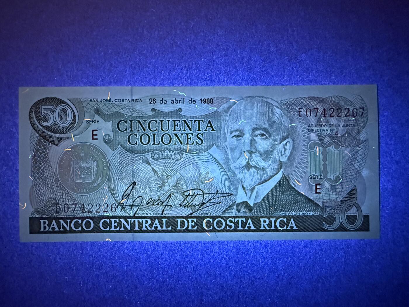 《艾美收藏》第219期-11.9周日外币畅拍场 哥斯达黎加50科朗 UNC 1988年