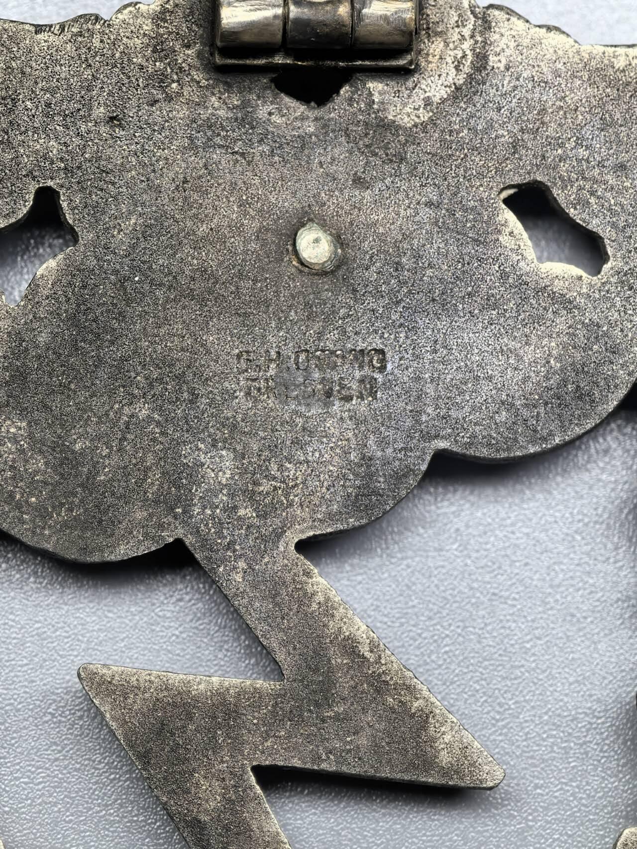 小驴勋章奖章收藏11月8日周六晚6点拍卖（珍爱和平，收藏战争，铭记历史，勿忘国耻，忠党爱国。有偿代拍，送拍规则在简介最后，参拍须阅读规则后再参拍，关系到运费包装发货时效真假辨别等关键信息，拍卖时不再发原图，看大图店主微信码在最后拍品里）