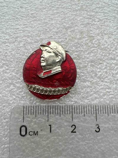 真品毛主席像章F - 真品毛主席像章纪念章