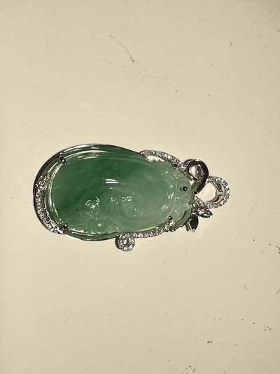 亿嘉拍卖2025年秋季私人典藏拍卖 - 18K金嵌翡翠如意吊坠