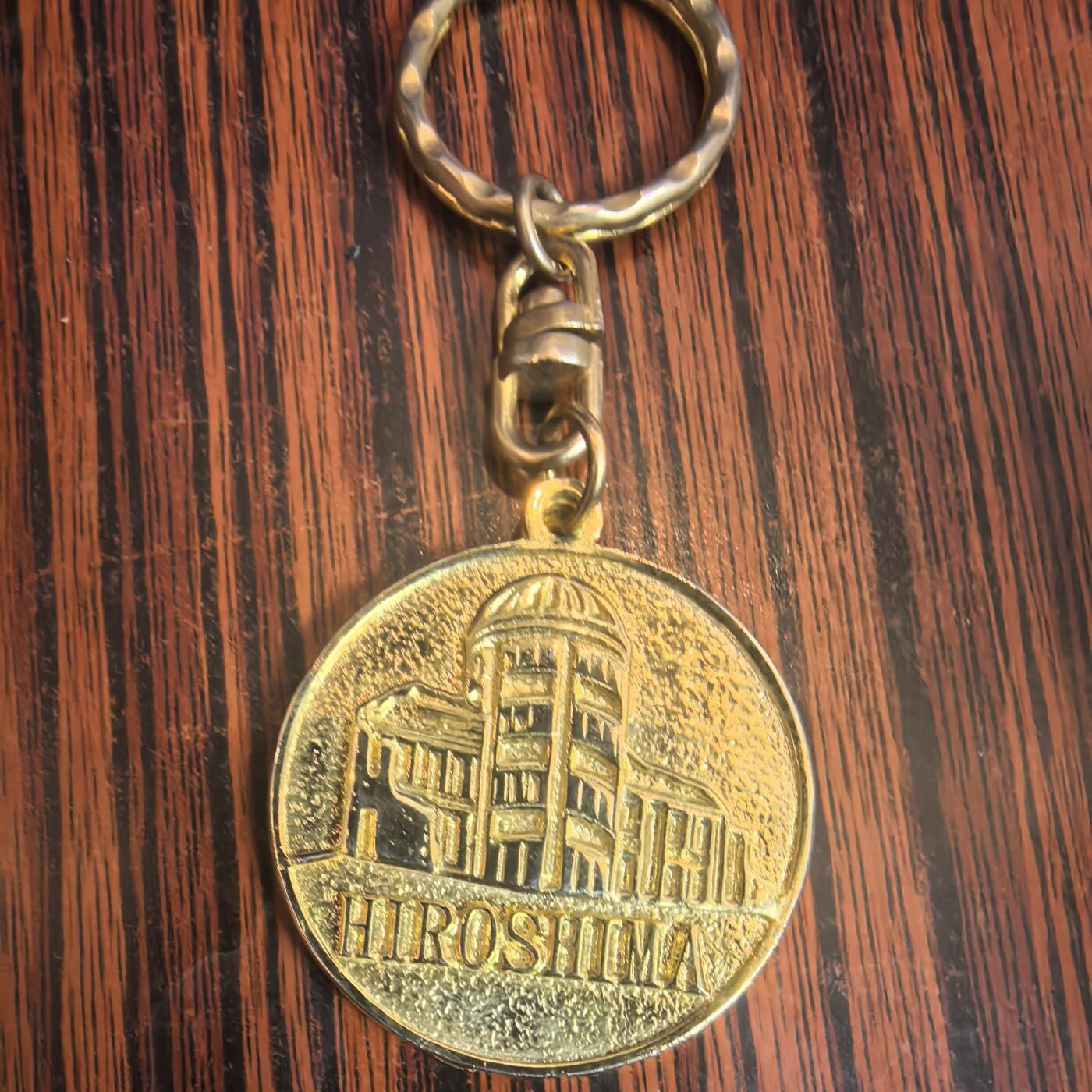 泡泡币外币第二十五场可代拍15038385335微信 纪念章。