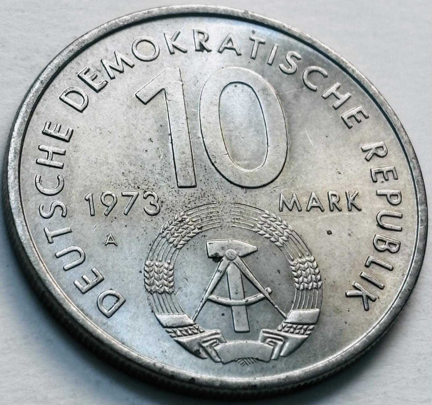 文馨钱币收藏第 279 场，银币，纪念铜章场 长期接收代拍品 原光好品 1973年 东德10马克纪念币 第十届世界青年与学生联欢节