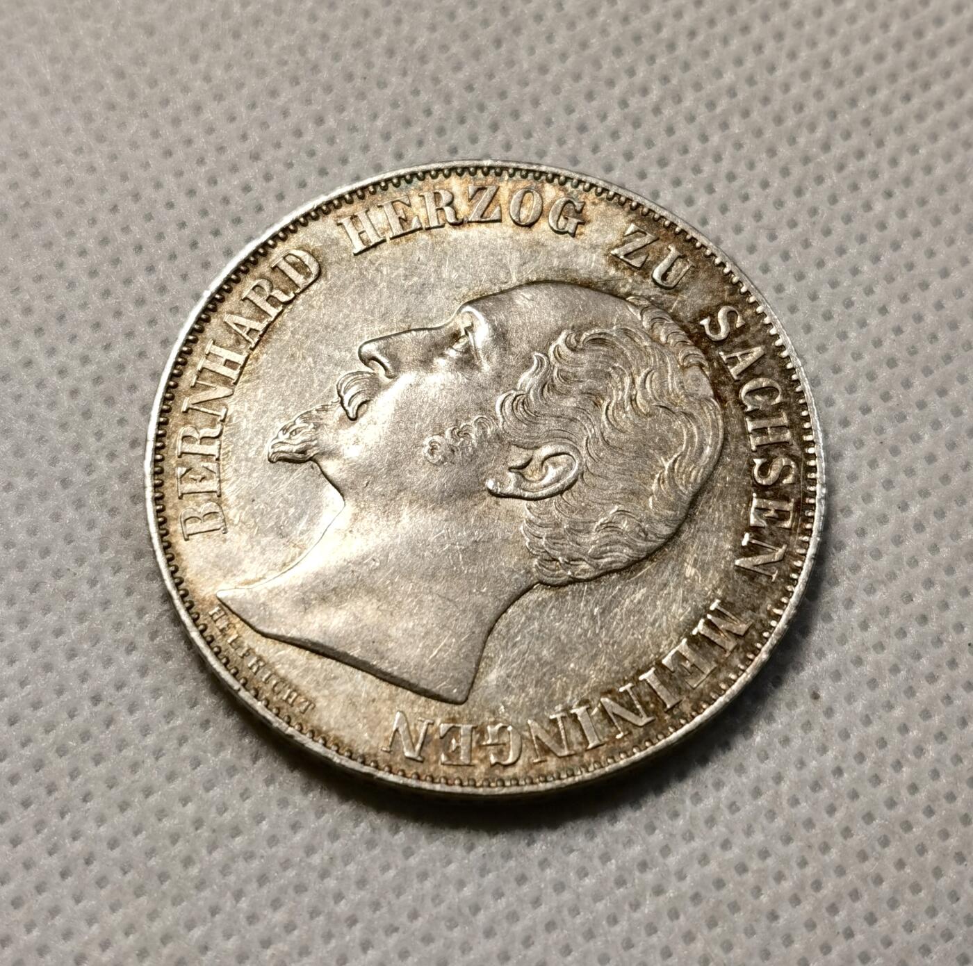 甄臻铺-世界币章拍卖（第38期）立冬小精品场，送拍享返佣金等优惠多多 德国 1854 萨克森-梅宁根 伯恩哈德二世 2盾 稀少品种 转光包浆都很不错 品相同样难得