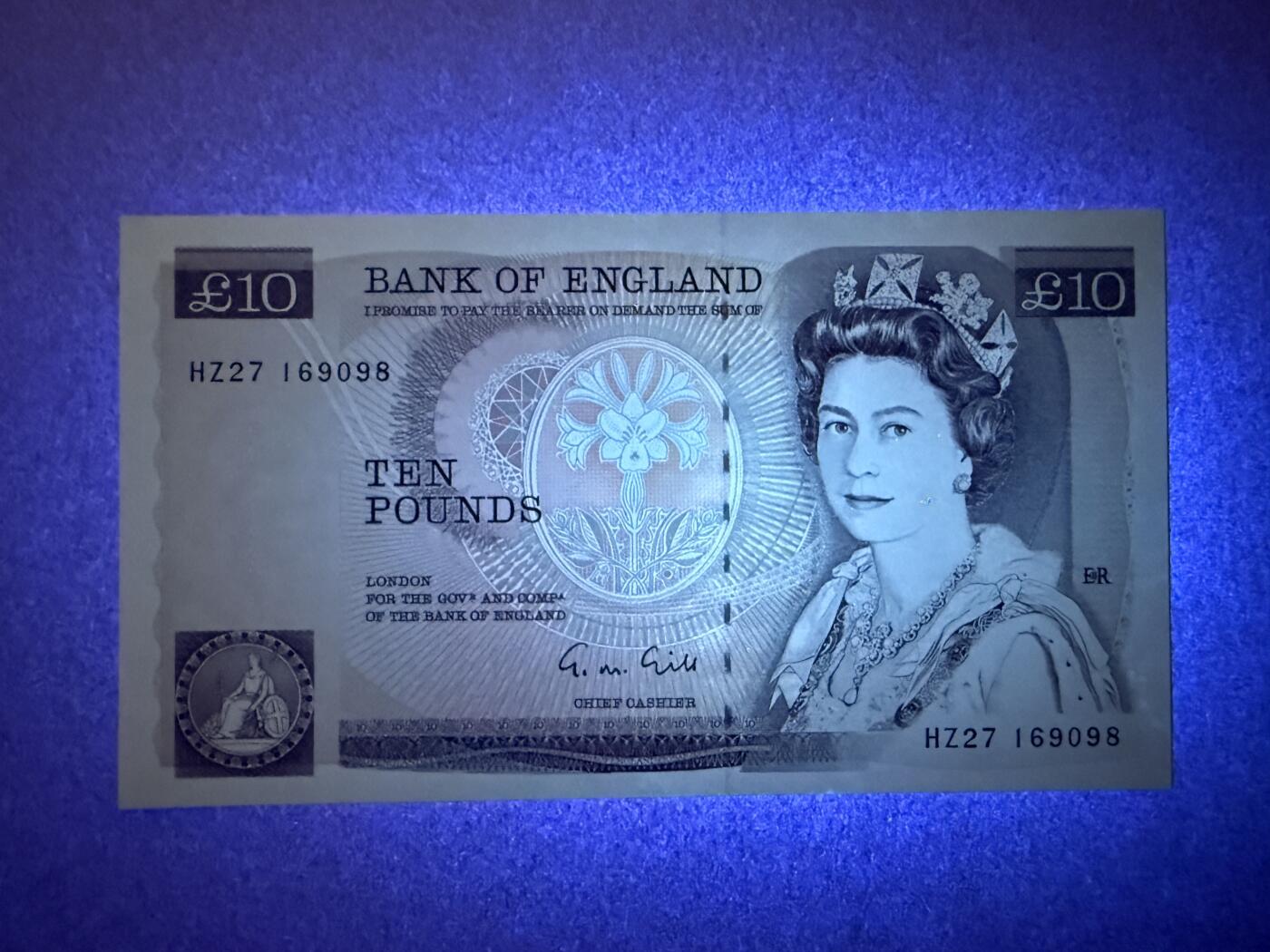 《艾美收藏》第219期-11.9周日外币畅拍场 英格兰10镑 UNC D序列 南丁格尔 边缘轻微荧光 无4尾8