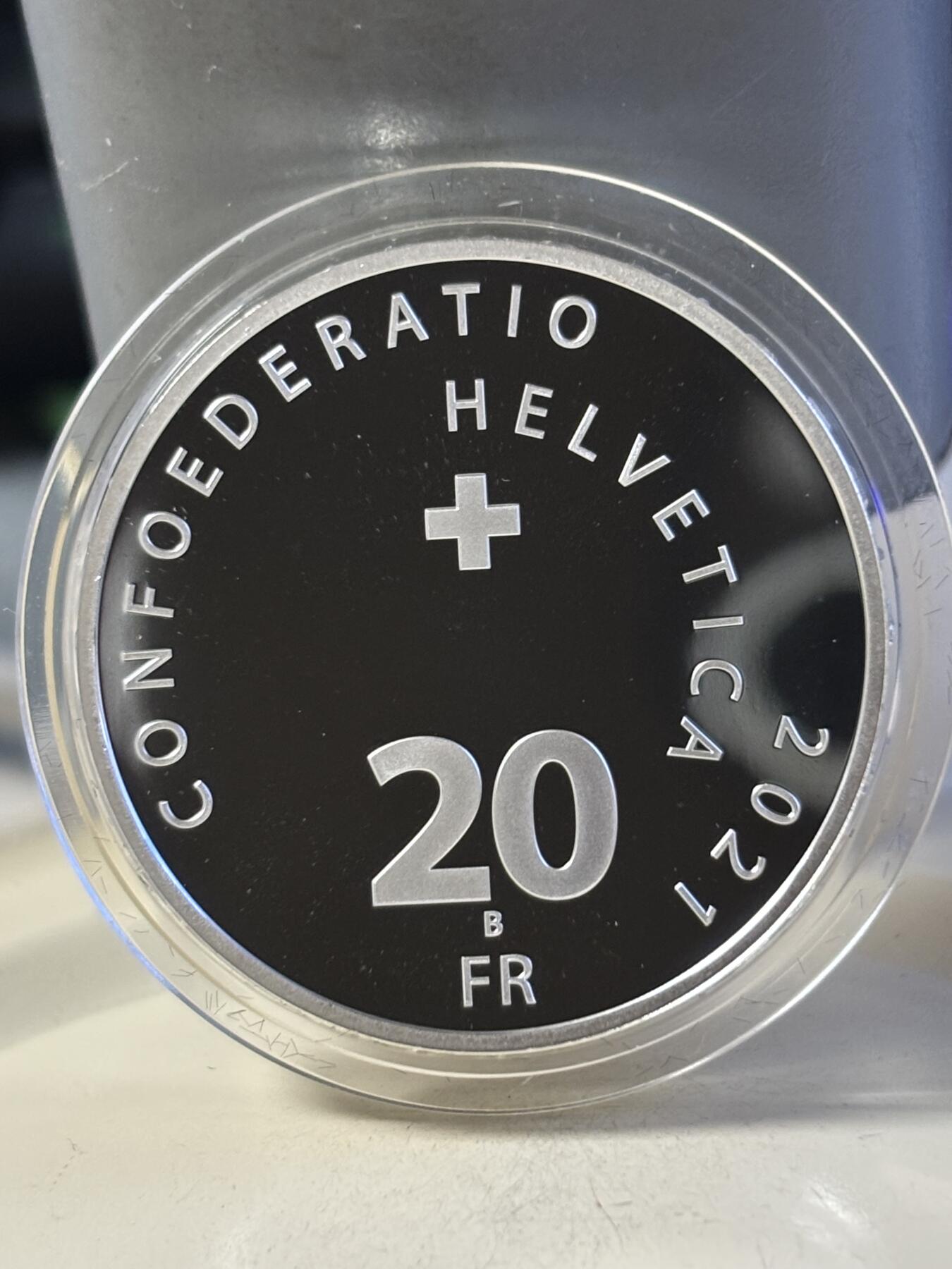 第181期拍卖 瑞士2021年错觉艺术生命之桥20瑞士法郎精制银币，835银，20克，发行5000枚，有氧化