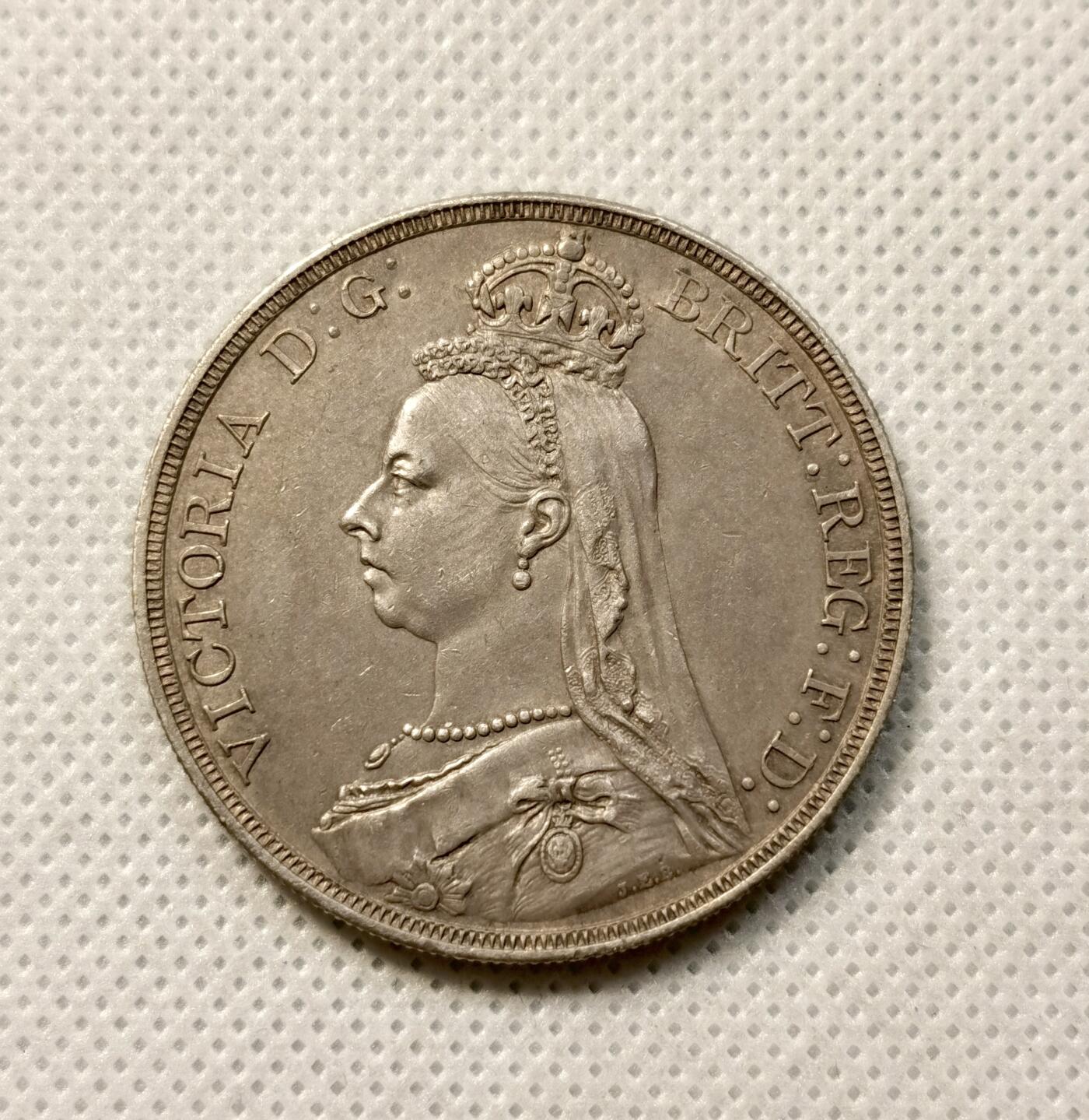 甄臻铺-世界币章拍卖（第38期）立冬小精品场，送拍享返佣金等优惠多多 1887年英国高冠马剑，包浆醇厚MS的品相