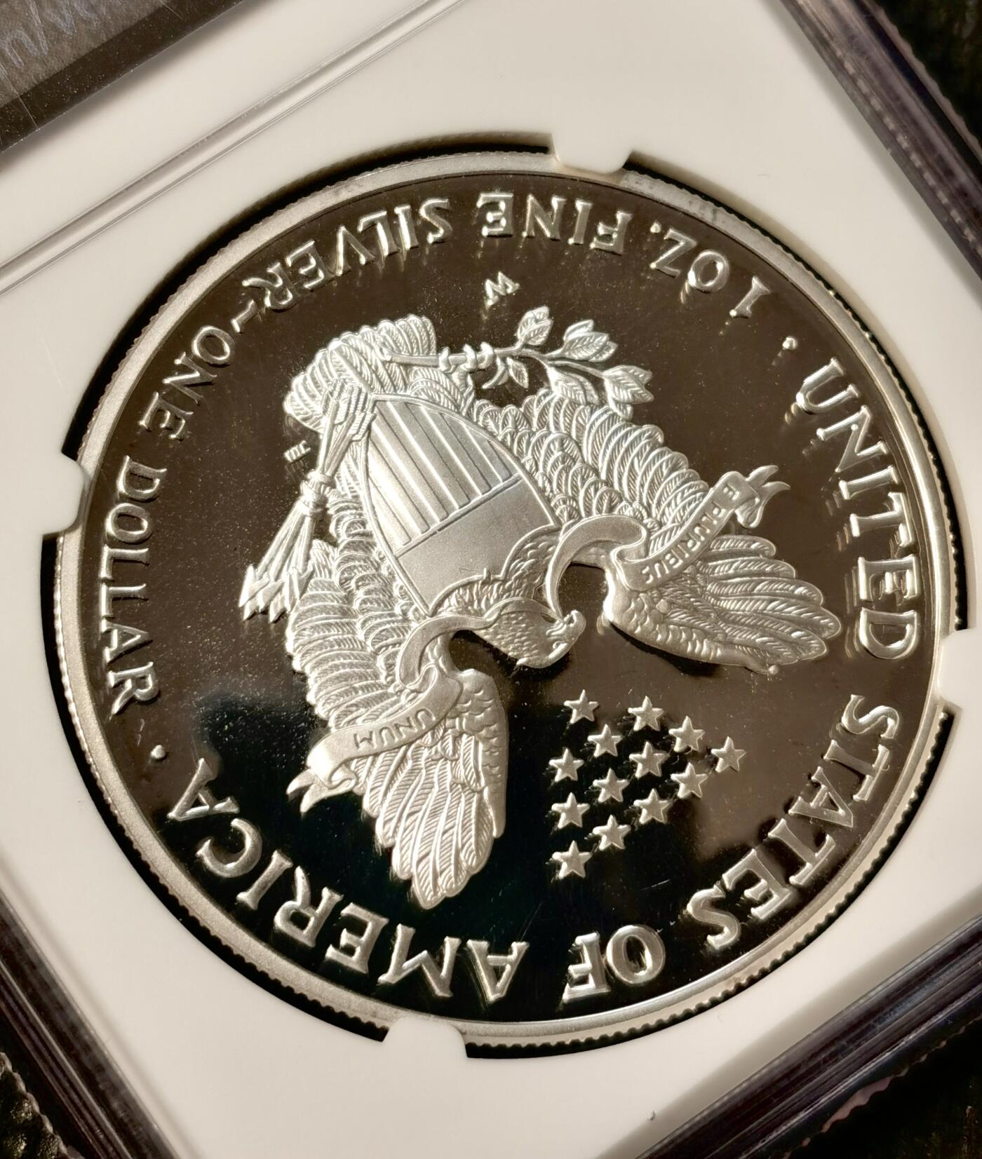 甄臻铺-世界币章拍卖（第38期）立冬小精品场，送拍享返佣金等优惠多多