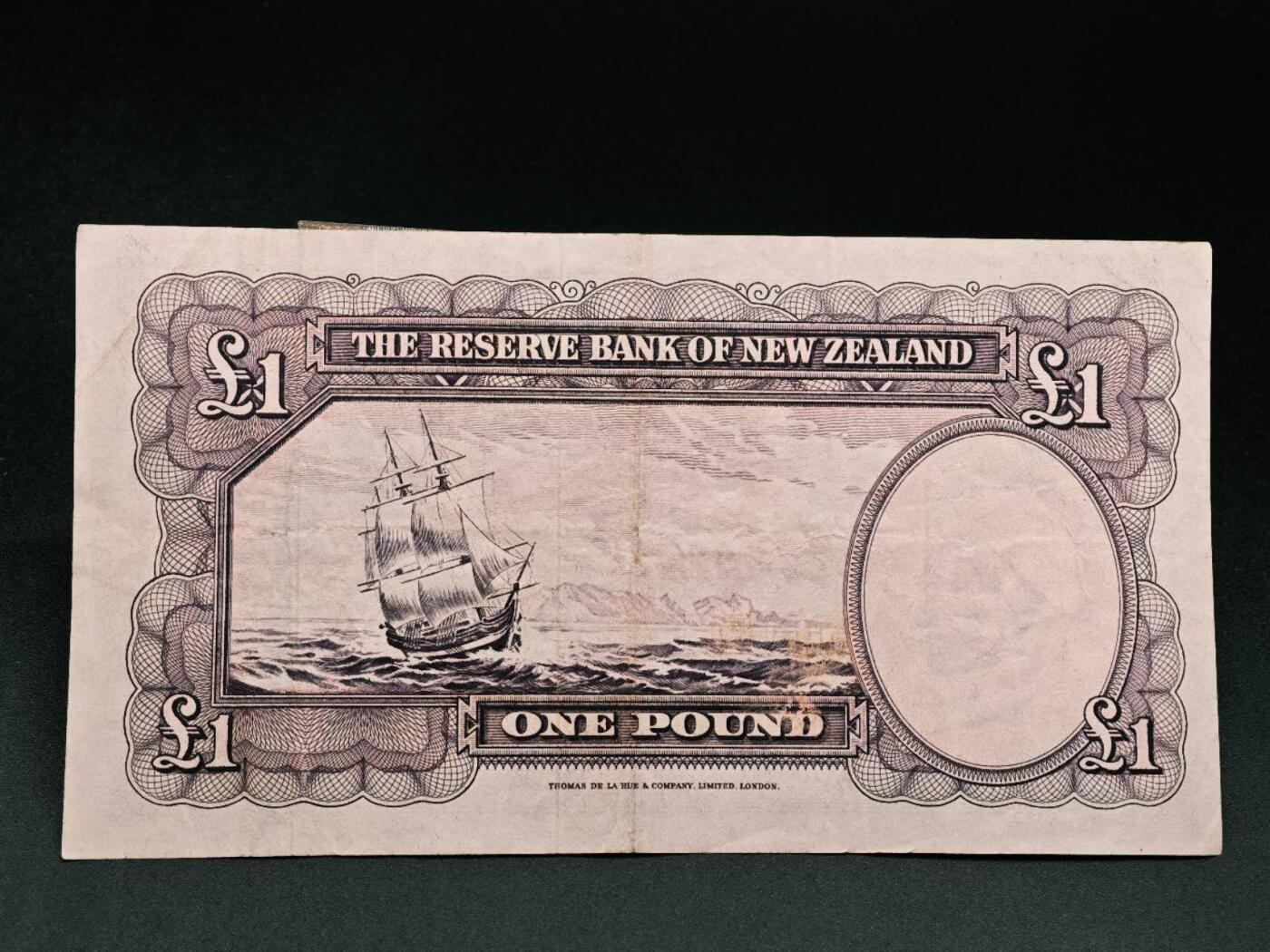 【淘币小摊】实时拍第七百九十一拍   散币纸币套币场   满百包邮可预留二周 每周一统一发货   新西兰一镑