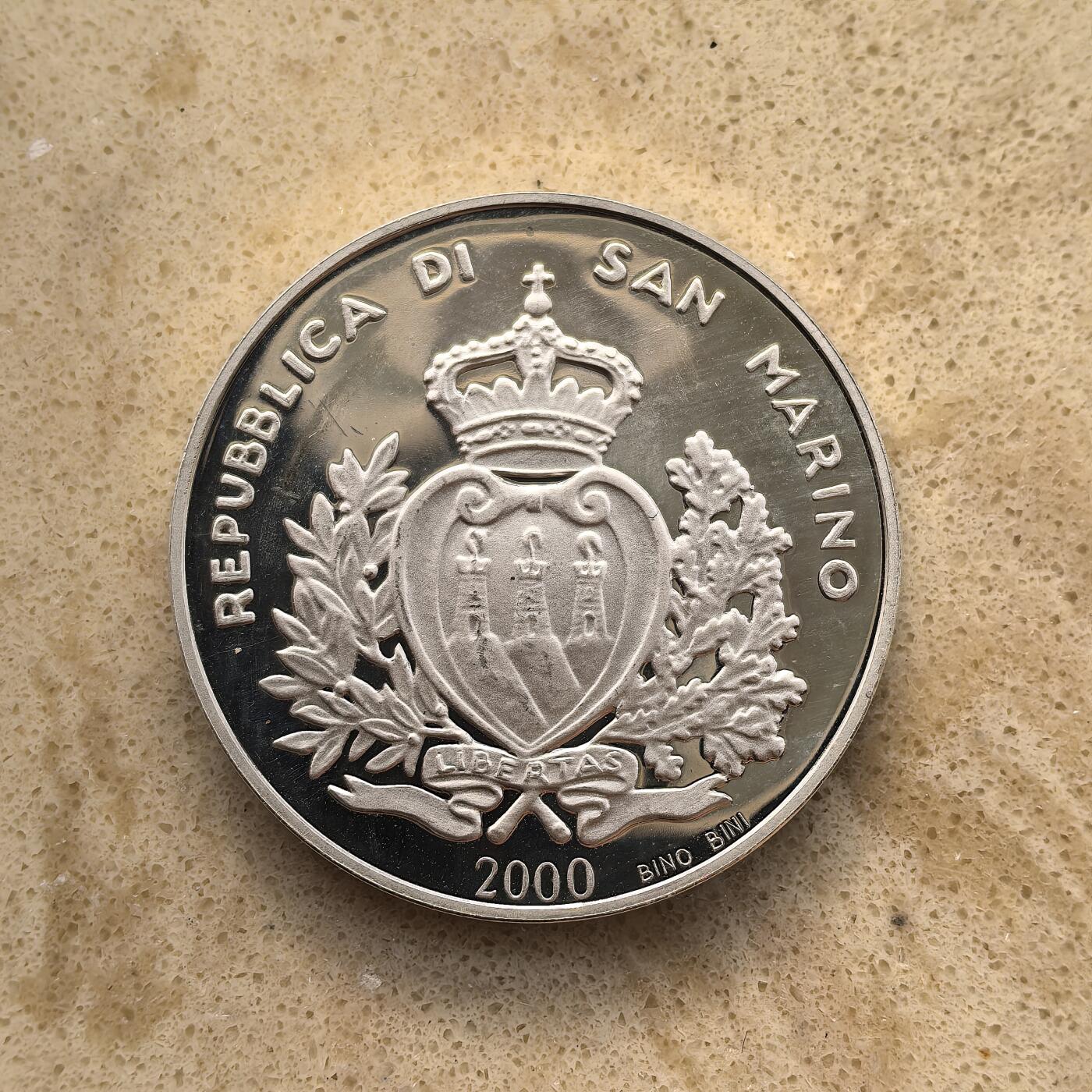 道一币馆币章第一百五十五场 圣马力诺2000年新千年5000里拉精制银币 18g 925S 25000