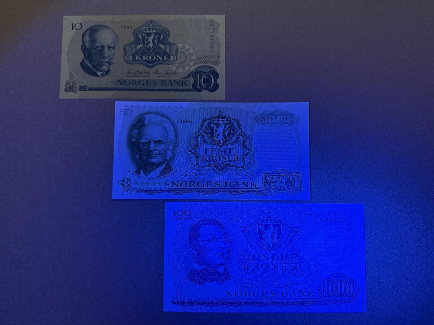 《艾美收藏》第219期-11.9周日外币畅拍场 挪威10、50、100克朗3张 UNC 原票绝品