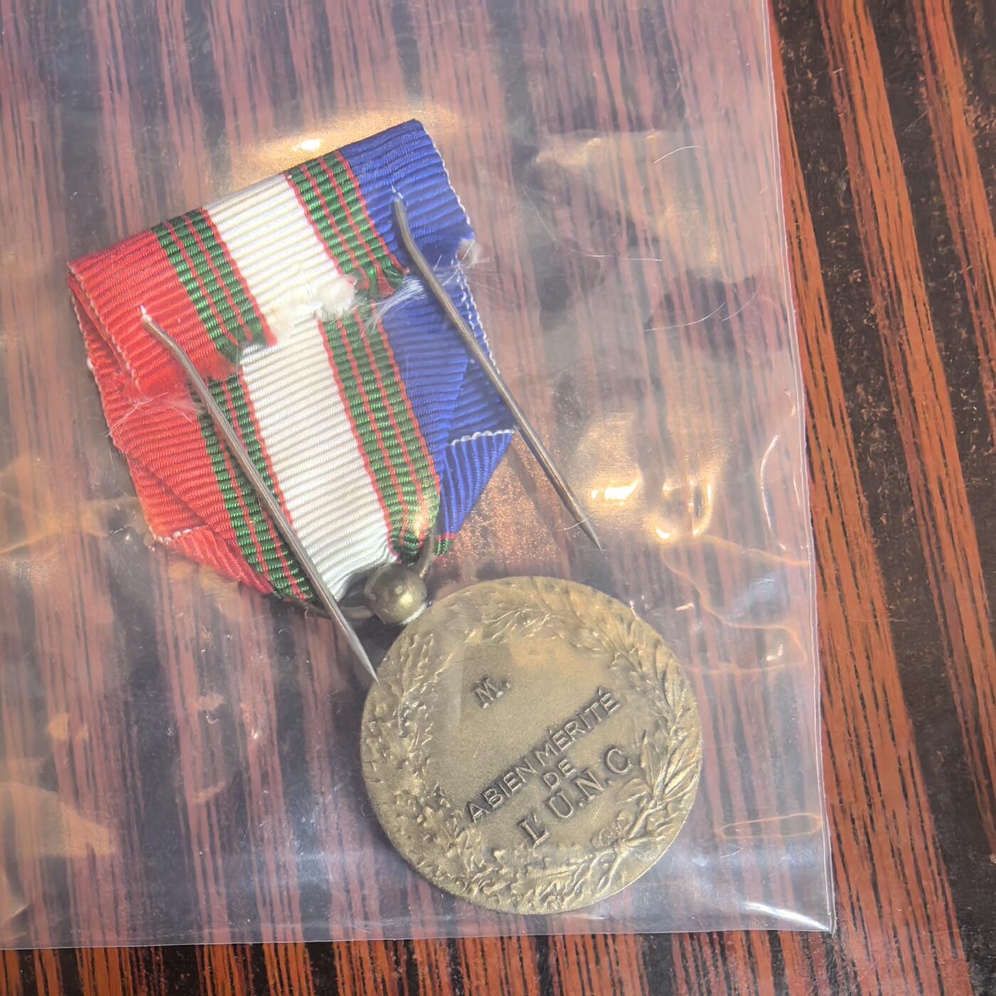 泡泡币外币第二十五场可代拍15038385335微信 纪念章。