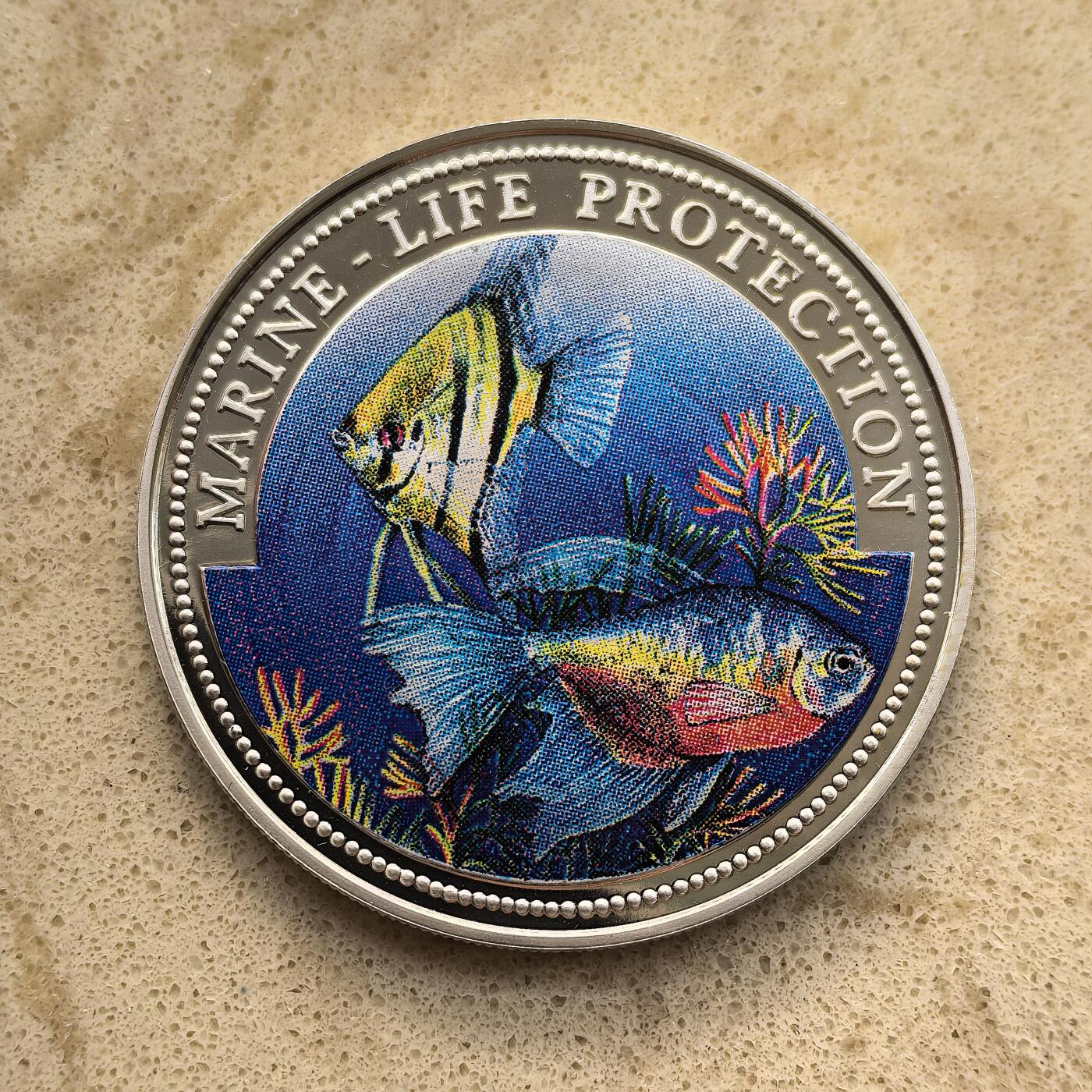 道一币馆币章第一百五十五场 利比里亚1996年海洋生物保护5元彩绘精制银币  25g 900S 5000