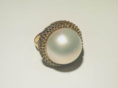 亿嘉拍卖2025年秋季私人典藏拍卖 - 18k金马背珍珠戒指