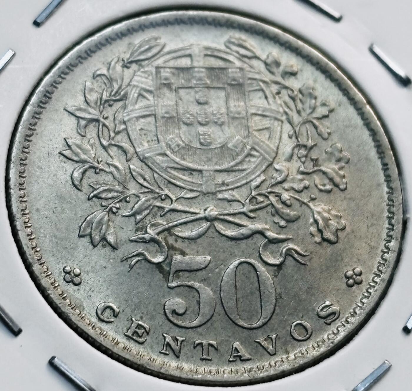 文馨钱币收藏第 279 场，银币，纪念铜章场 长期接收代拍品 原光品相 1967 年葡萄牙女神 50 分