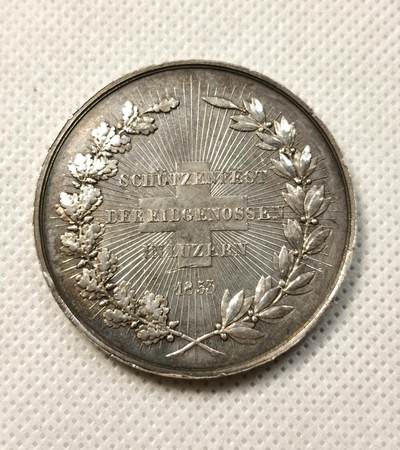 甄臻铺-世界币章拍卖（第38期）立冬小精品场，送拍享返佣金等优惠多多 Frener～1853年瑞士卢塞恩射击节银章 直径：41mm，34g，早期的射击节品种，比较少见，品相普遍欠佳，评级没有分数和AU的较多 未流通状态