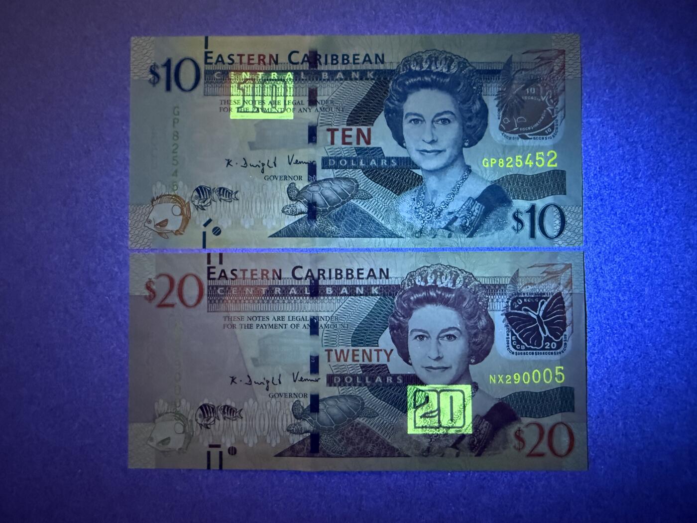 《艾美收藏》第219期-11.9周日外币畅拍场 东加勒比10、20元2张 UNC 2015年 女王