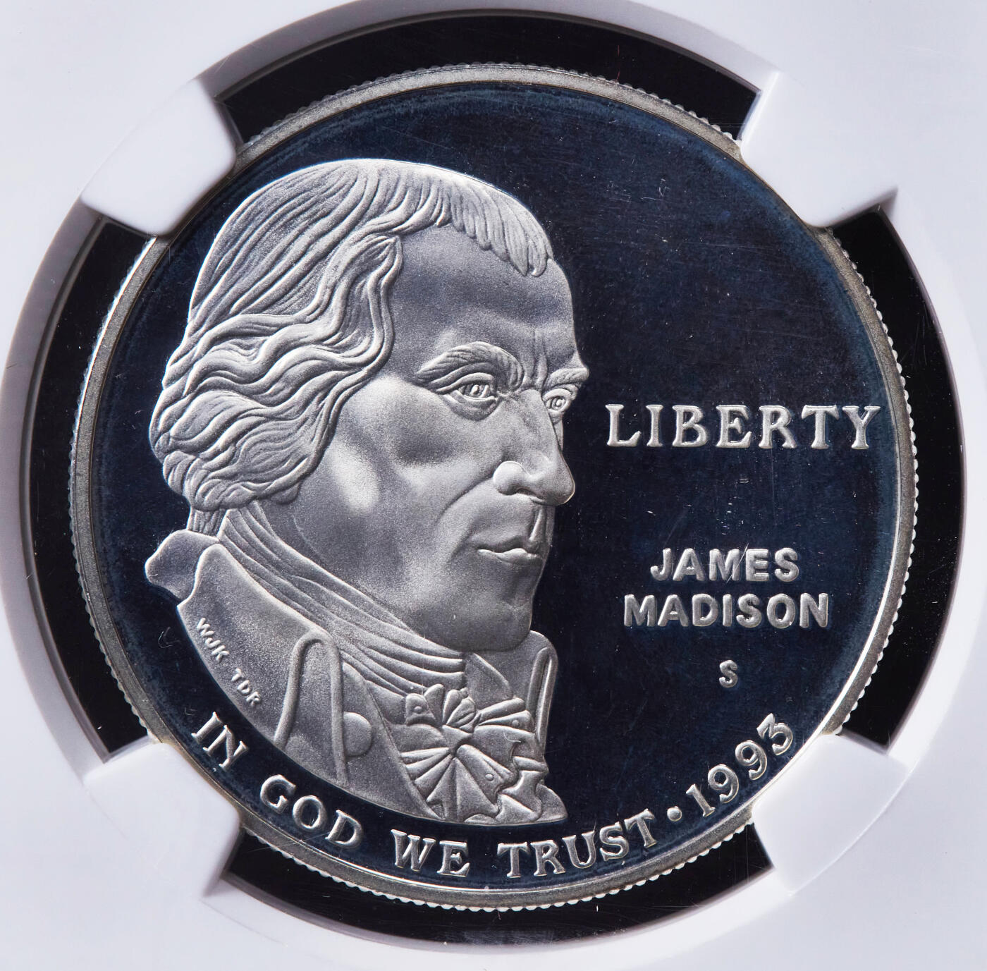 【俄甄集藏】2025年(044)11-12星期三晚 19:30 全场包邮 美国1993年詹姆斯·麦迪逊头像人权法纪念精制1元大银币，NGC PF69UC，重26.73克，90%银，发行量534001枚，旧金山厂铸造