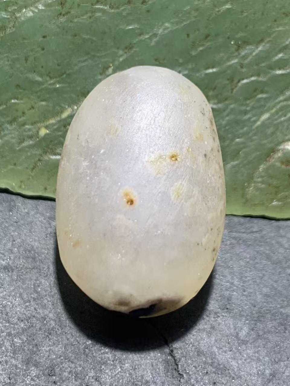 精美冰飘原皮战国红玛瑙雕刻天眼图案随形吊坠一个！