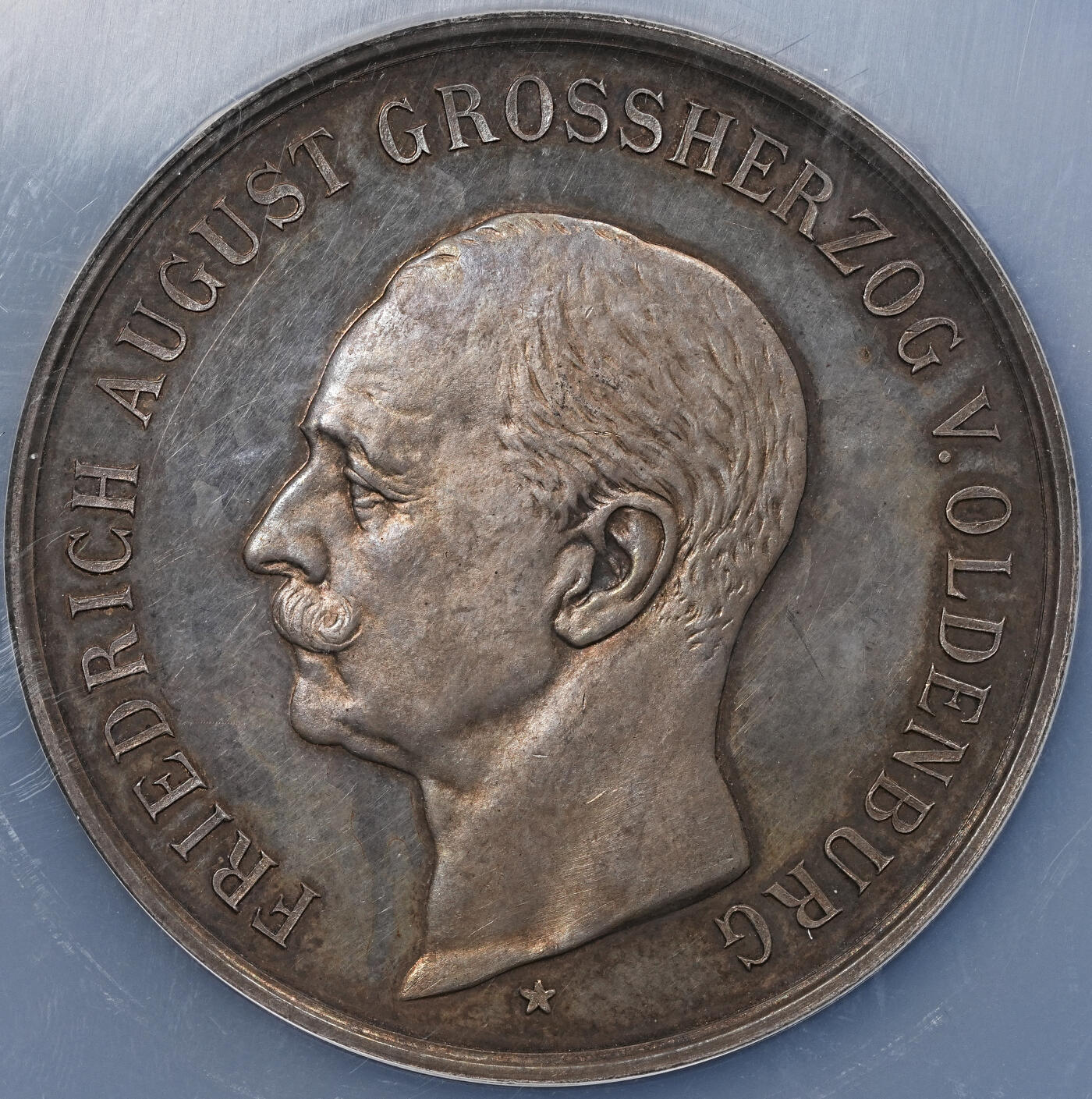 修遠堂世界钱币第九十二期 NGC MS62 1914年奥尔登堡大公弗里德里希·奥古斯特金婚纪念大银章