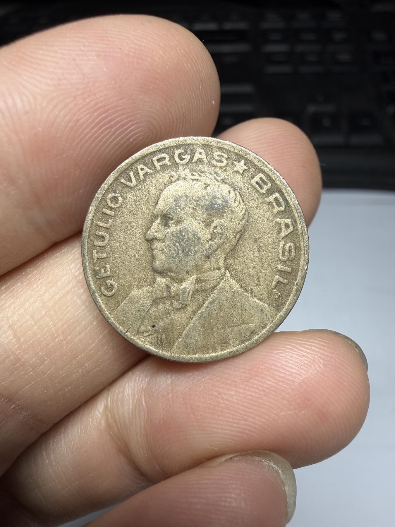 2025年集古藏今外币拍卖第十期-第3场—（总第283拍），可以寄存60天，满160元包邮。 1943年巴西50分