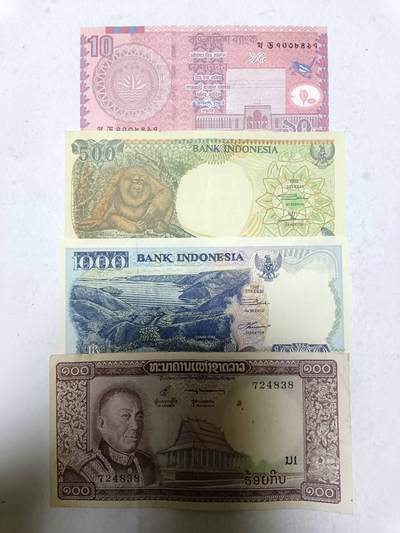 【20251110】非全新纸币第302场 - 亚洲国家4张纸币，有针孔