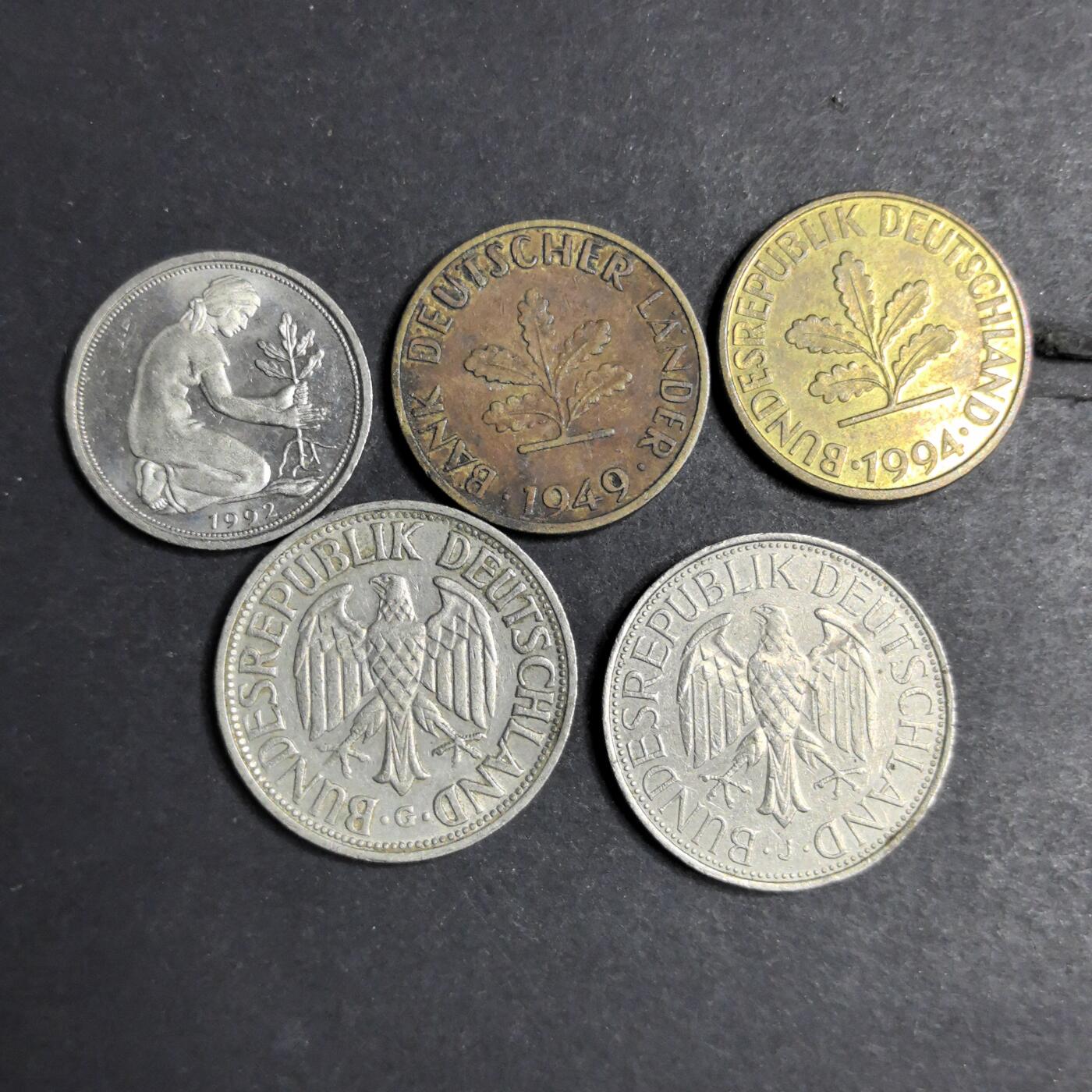 各国硬币第6期 无佣金 联邦德国1  10  50芬尼5个