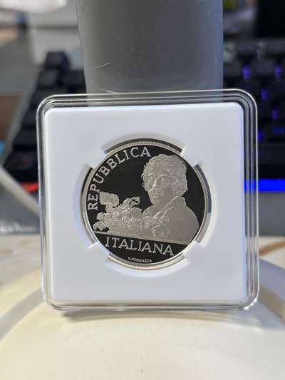 第181期拍卖 - 意大利2010年发行著名艺术家米开朗琪罗.梅里西.达.卡拉瓦乔逝世400周年著作《美杜莎》精制银币-10欧元（22克，925银，币径34MM，限量7500枚，）