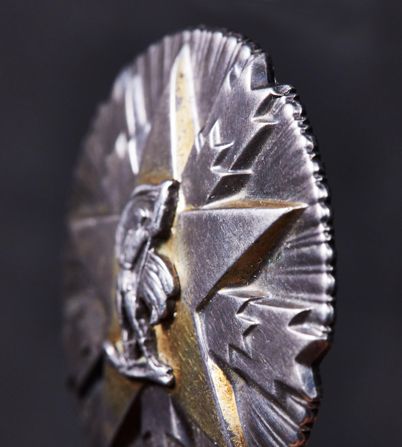 【俄甄集藏】2025年(044)11-12星期三晚 19:30 全场包邮