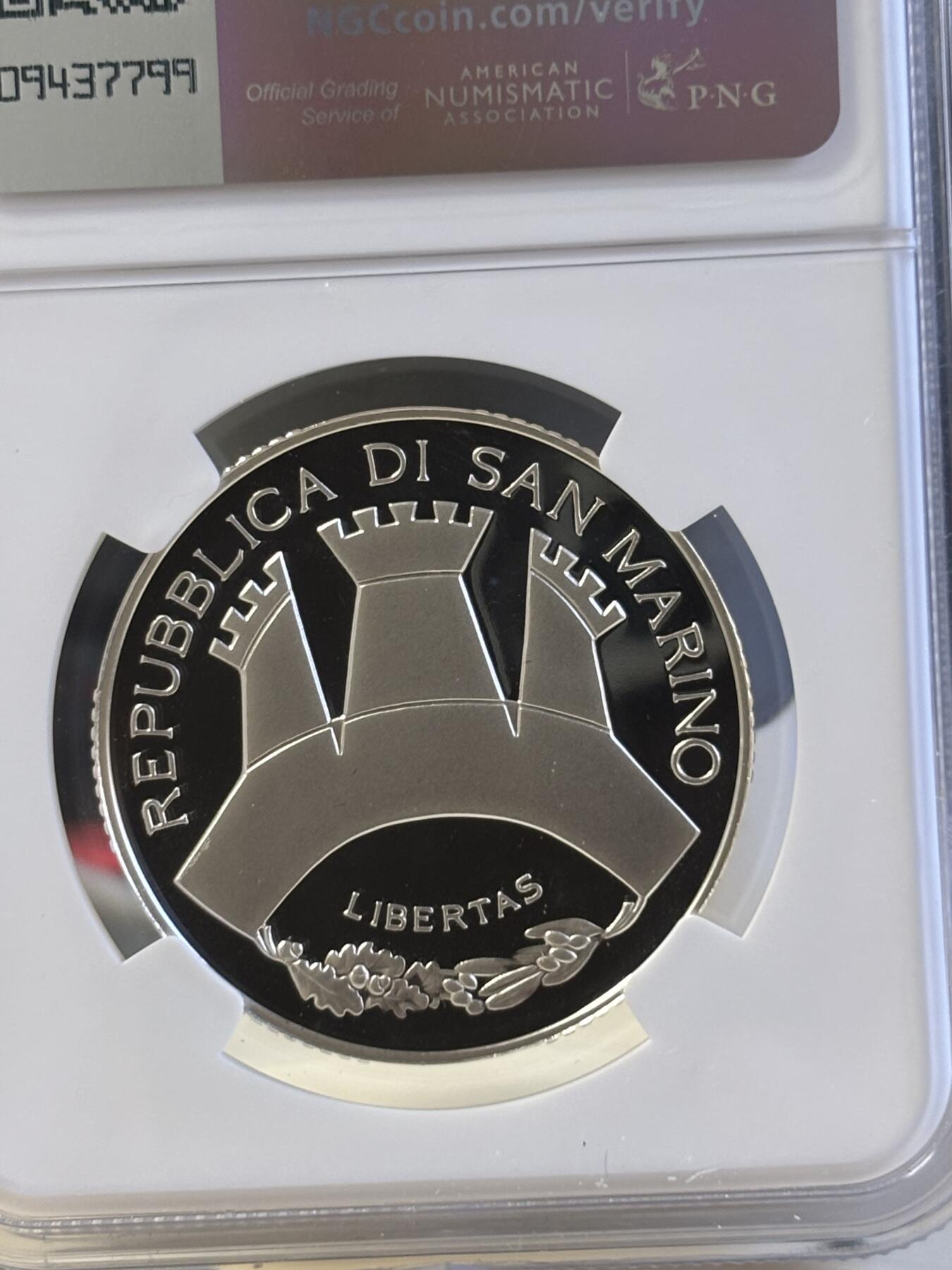 第181期拍卖   圣马力诺2006年卡诺瓦《美惠三女神》精制纪念银币 NGC PF69，925银，20.7克，直径34毫米