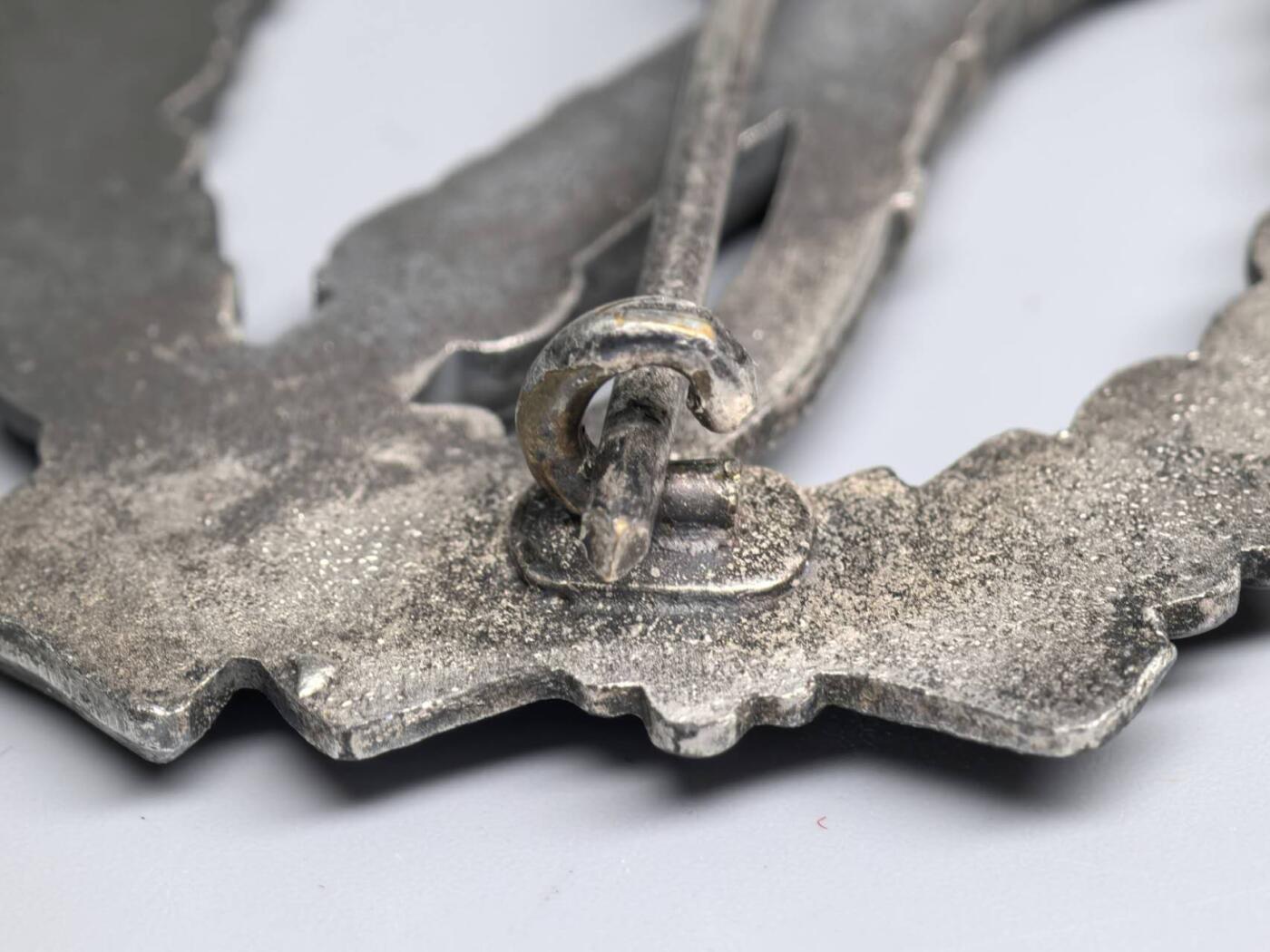 小驴勋章奖章收藏11月8日周六晚6点拍卖（珍爱和平，收藏战争，铭记历史，勿忘国耻，忠党爱国。有偿代拍，送拍规则在简介最后，参拍须阅读规则后再参拍，关系到运费包装发货时效真假辨别等关键信息，拍卖时不再发原图，看大图店主微信码在最后拍品里）