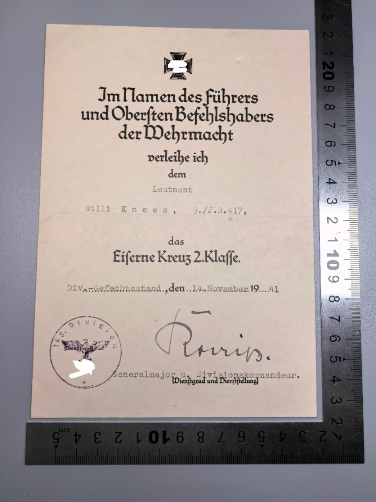 小驴勋章奖章收藏11月8日周六晚6点拍卖（珍爱和平，收藏战争，铭记历史，勿忘国耻，忠党爱国。有偿代拍，送拍规则在简介最后，参拍须阅读规则后再参拍，关系到运费包装发货时效真假辨别等关键信息，拍卖时不再发原图，看大图店主微信码在最后拍品里）