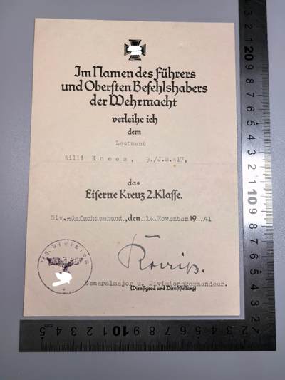 小驴勋章奖章收藏11月8日周六晚6点拍卖（珍爱和平，收藏战争，铭记历史，勿忘国耻，忠党爱国。有偿代拍，送拍规则在简介最后，参拍须阅读规则后再参拍，关系到运费包装发货时效真假辨别等关键信息，拍卖时不再发原图，看大图店主微信码在最后拍品里） - 第417步兵团第9连中尉威利巴尔德EKII证书，师长签发