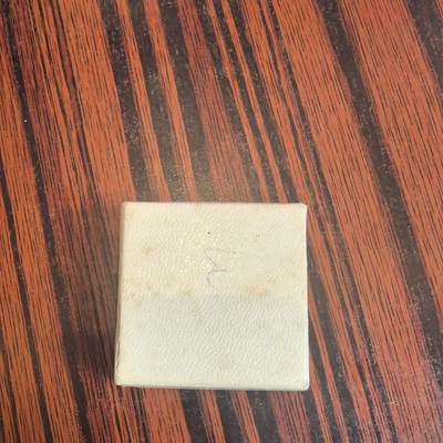 泡泡币外币第二十五场可代拍15038385335微信 - 纪念章。