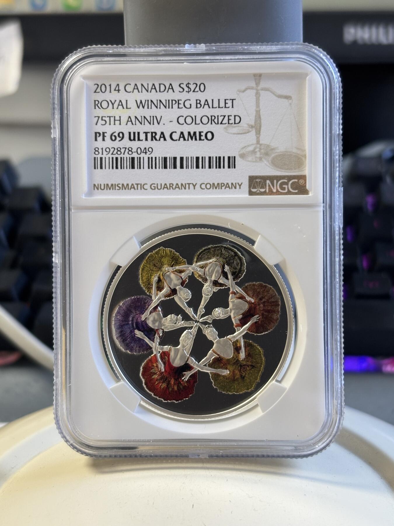 第181期拍卖  加拿大2014年温拿芭蕾舞团75周年20元精制彩色银币 NGC -PF69带原盒及证书,9999银，31.6克