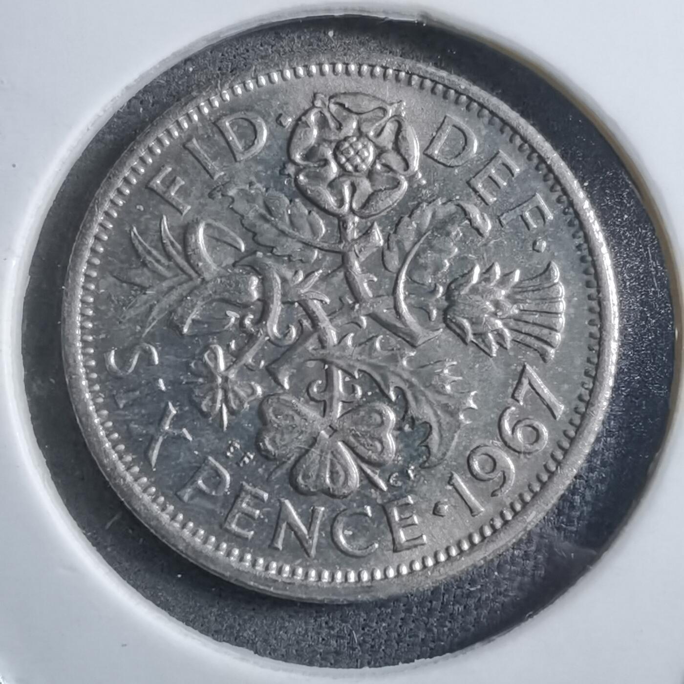 沼泽如烟--第894场 英国1967年6便士